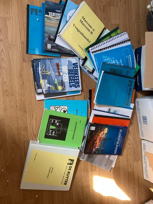 Studieboeken Maritiem Officier (marof, stuurman, wtk), Boeken, Studieboeken en Cursussen, Gelezen, MBO, Beta, Ophalen