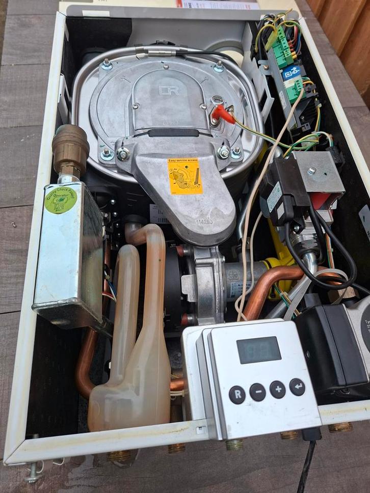 Remeha Avanta CV ketel uit 2010, Doe-het-zelf en Verbouw, Geisers en Boilers, Gebruikt, Boiler, Aardgas, Ouder dan 10 jaar, Ophalen