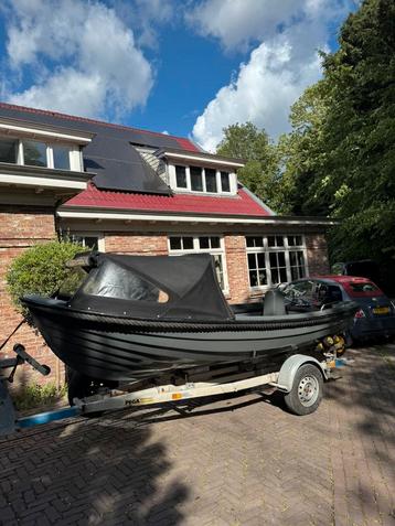 Nette Liberty 430 sloep Grijs/Zwart buiskap zonnedek beschikbaar voor biedingen