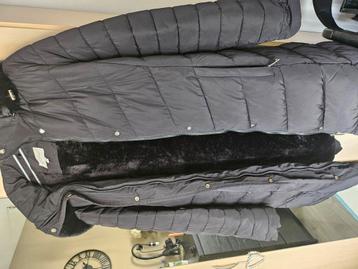Dames winter jas beschikbaar voor biedingen