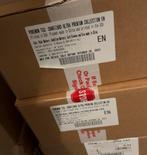 2 Charizard UPC Sword and Shield cases, Ophalen of Verzenden, Zo goed als nieuw