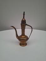 Oosterse koperen theepot / karaf, Antiek en Kunst, Ophalen of Verzenden, Koper