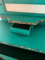 Kaptafeltje antiek en gepimt, Ophalen, Gebruikt