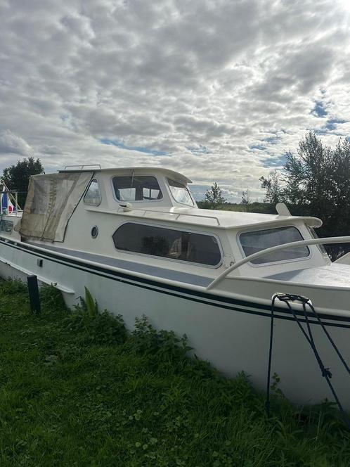 Curtevenne 830AK “Nikita”, Watersport en Boten, Motorboten en Motorjachten, Gebruikt, Staal, 6 tot 9 meter, Diesel, Binnenboordmotor
