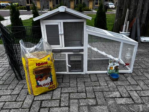 Konijnenhok met bijhorende spullen, Dieren en Toebehoren, Knaagdieren en Konijnen | Hokken en Kooien, Hok, 90 cm of meer, 110 cm of meer