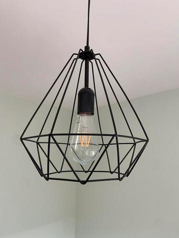 Set draadstaal hanglampen (2x) beschikbaar voor biedingen