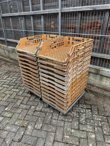 ✅ 24x Broodkrat met wielplaat | opslag, magazijn, garage beschikbaar voor biedingen