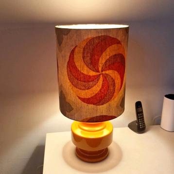 Orginele Vintage schemerlamp oranje beschikbaar voor biedingen