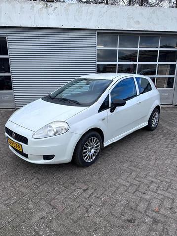 Fiat Punto Evo 1.3 M-Jet Dynamic ( EXPORTPRIJS) beschikbaar voor biedingen