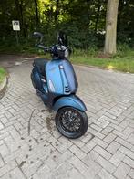 Vespa sprint 50cc akra opaco blue, Fietsen en Brommers, Scooters | Vespa, Ophalen, Gebruikt, Maximaal 45 km/u, Vespa S