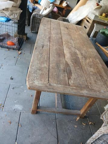 handgemaakte schitterende eiken eetkamer tafel beschikbaar voor biedingen