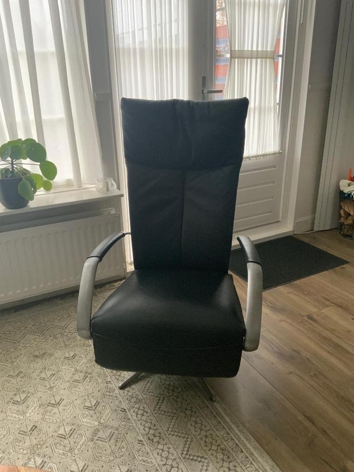 Zwart leren relax fauteuils, Huis en Inrichting, Fauteuils, Zo goed als nieuw, Leer, Metaal, 50 tot 75 cm, 75 tot 100 cm, Ophalen
