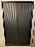 Roldeurkast - Archiefkast zwart, Ophalen, Met plank(en), Gebruikt, 100 tot 150 cm
