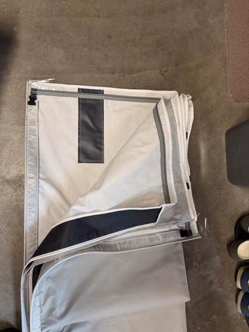 Luifel Marvella Palermo beschikbaar voor biedingen