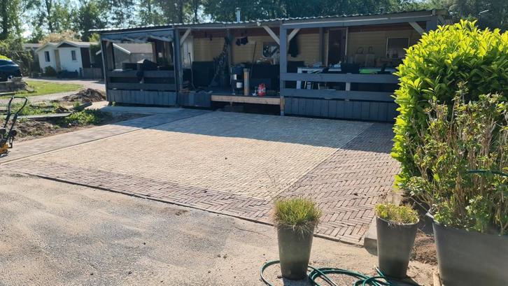 Stratemaker, Tuinman, Transport, Diensten en Vakmensen, Tuinmannen en Stratenmakers, Bestrating, Hekwerk of Schuttingen, Tuin- of Vijveraanleg