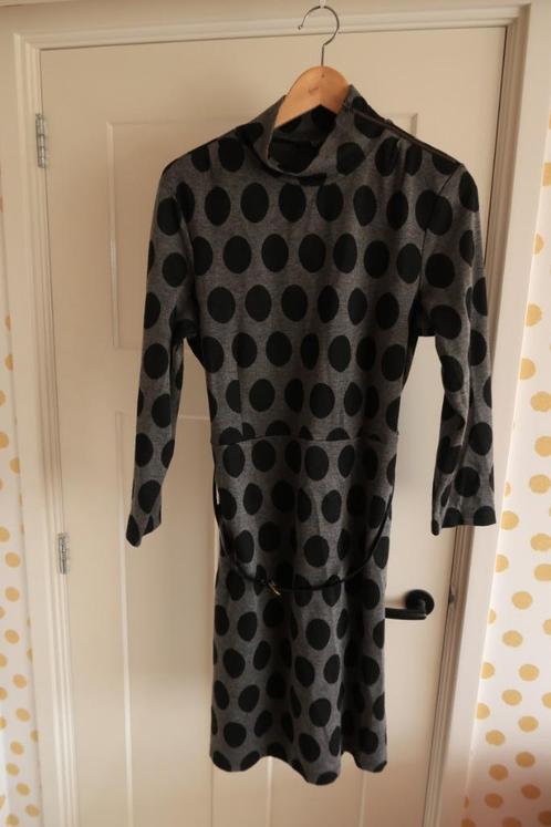 Stippenjurk met lak riempje van Dept maat XXL, Kleding | Dames, Jurken, Zo goed als nieuw, Maat 46/48 (XL) of groter, Zwart, Boven de knie