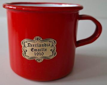 Vintage Neerlandia Emaille Mok 1910 beschikbaar voor biedingen