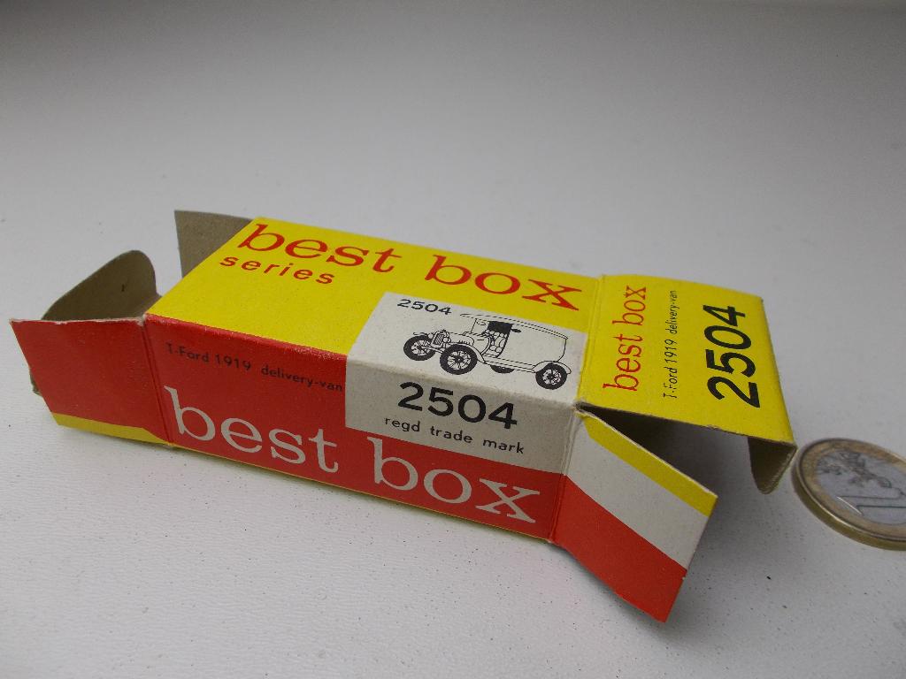 Jaren 60 BEST BOX (HOLLAND) 2504 T-FORD (ALLEEN DOOSJE!), Hobby en Vrije tijd, Modelauto's | 1:50, Ophalen of Verzenden, Zo goed als nieuw