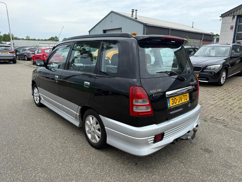 Daihatsu Gran Move 1.6i-16V CX Airco Bj:2002 NAP!, Auto's, Daihatsu, 4 cilinders, 965 kg, Zwart, Origineel Nederlands