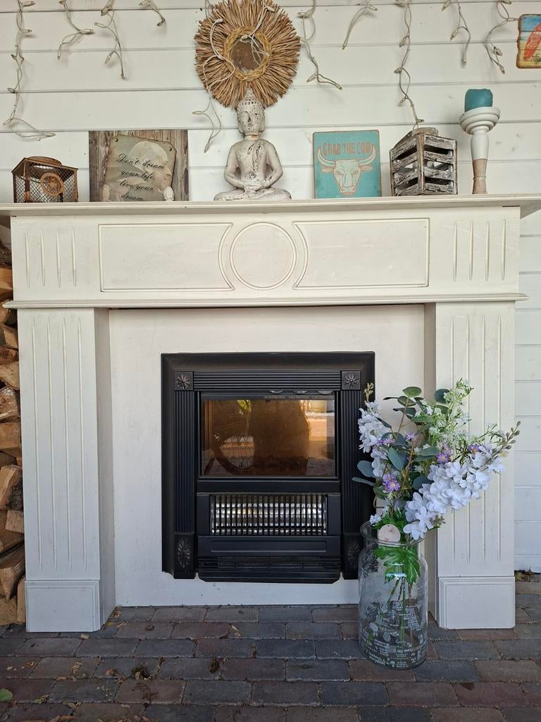 Witte schouw met ingebouwde elektrische haard, Huis en Inrichting, Haarden, Ophalen