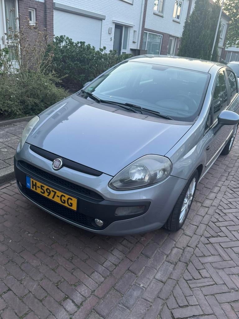 Fiat Punto Evo 2011 – Goed onderhouden – Rijdt perfect!, Auto-onderdelen, Ophalen, Fiat