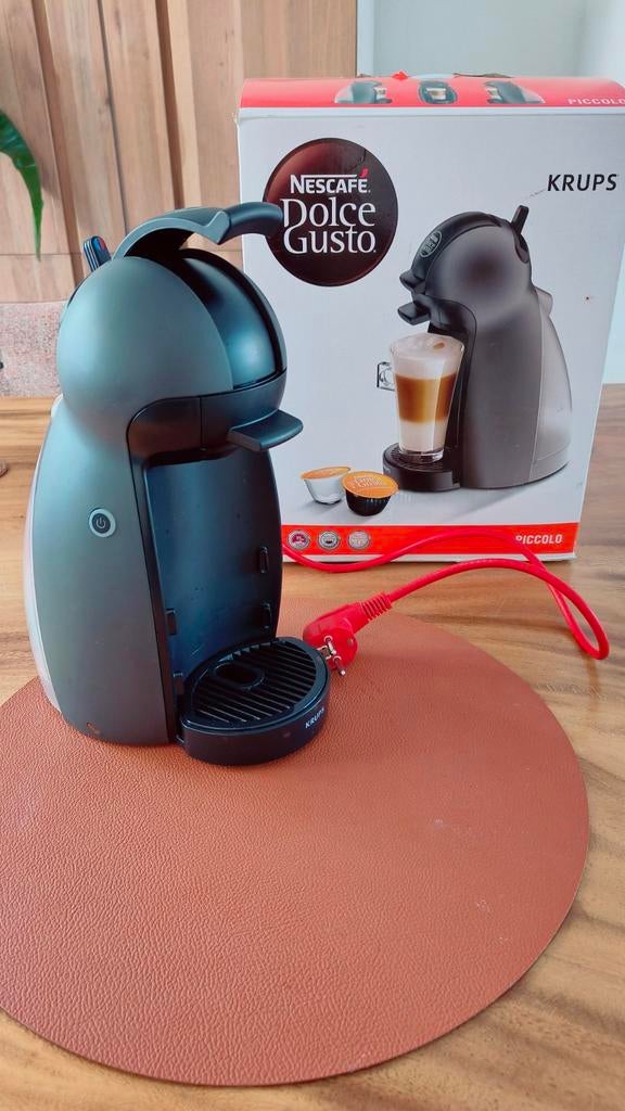 Krups Nescafé Dolce Gusto Piccolo Antraciet/Zwart, Koffiemachine, Ophalen of Verzenden, Zo goed als nieuw, 1 kopje