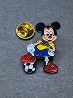 Mickey Mouse Voetbal Pin - Disney Collectible, Ophalen of Verzenden, Zo goed als nieuw, Nvt, Nvt