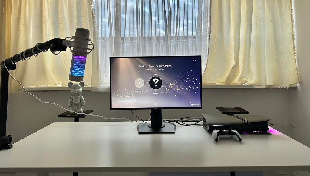 Gaming Game setup Playstion 5 Pro bureau game stoel GRATIS, Ophalen of Verzenden, Zo goed als nieuw