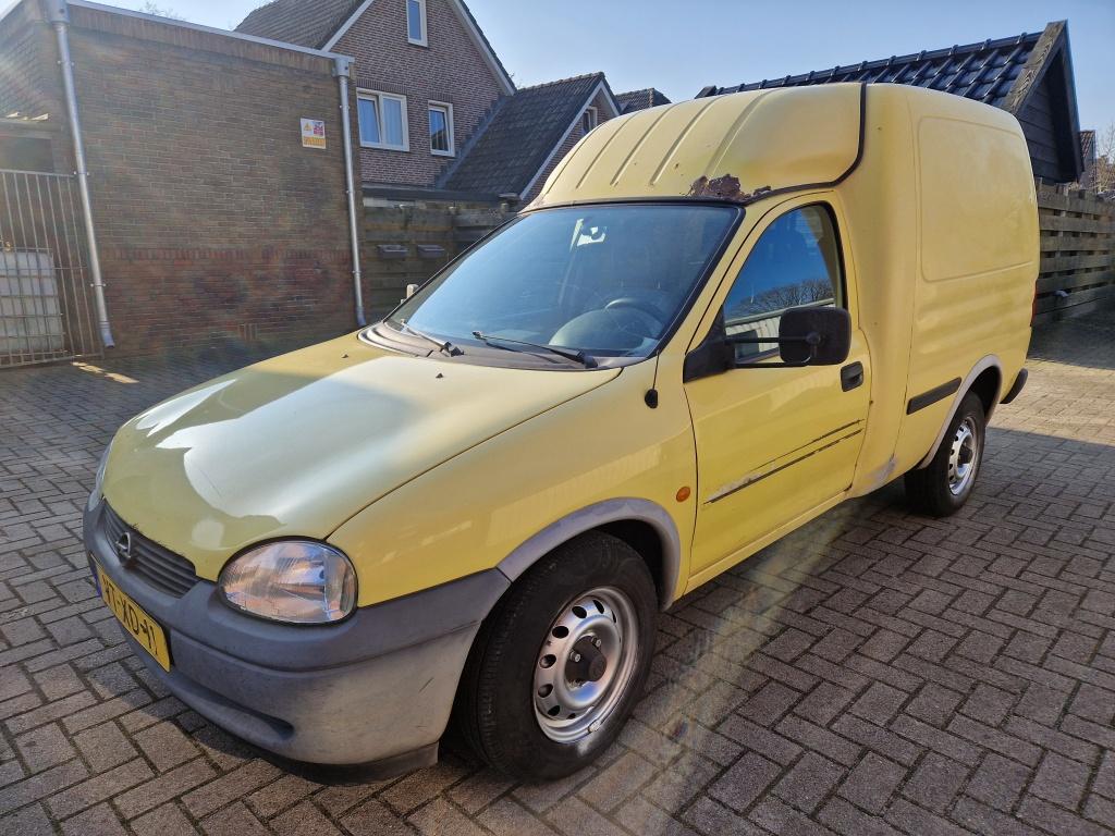 Opel Combo 1.4 Apk afgekeurd! BENZINE (bj 1997), 101 pk, Gebruikt, 49 €/maand, Origineel Nederlands