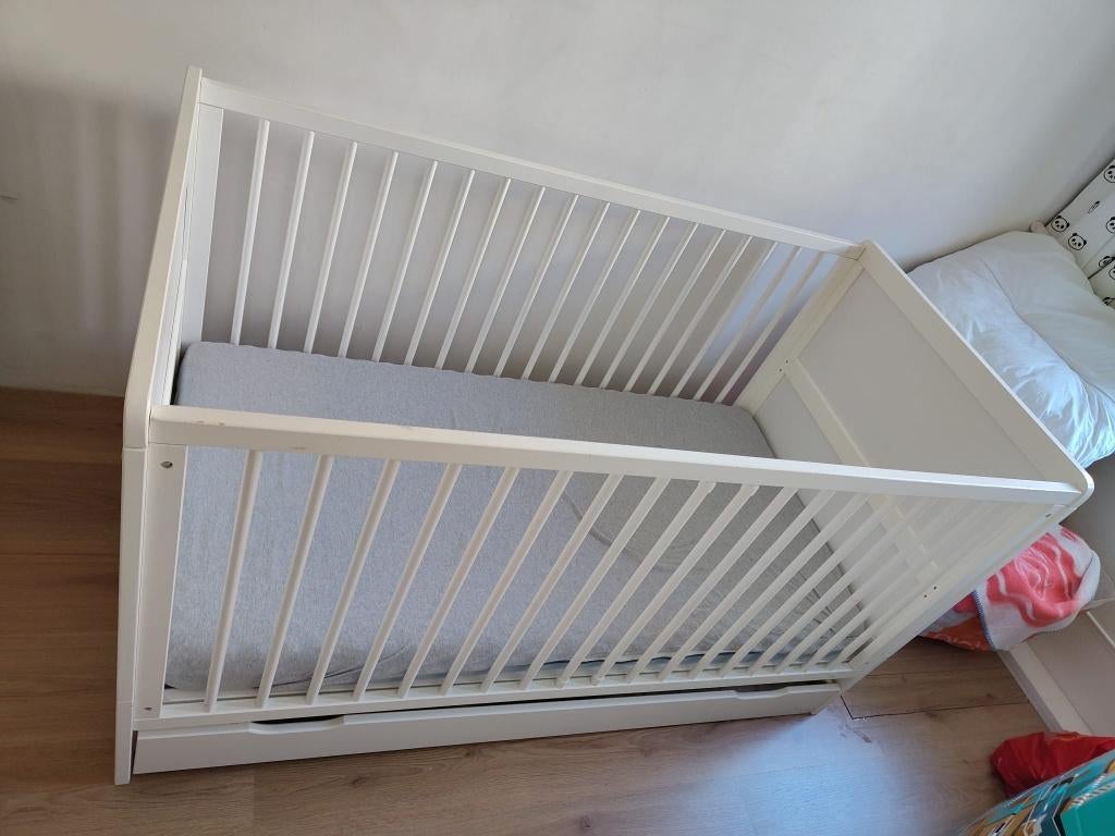 Baby Peuter bed 3-in-1 combi; Aurore van Petite Amelie, Kinderen en Baby's, Kinderkamer | Bedden, Gebruikt, 70 tot 85 cm, 140 tot 160 cm
