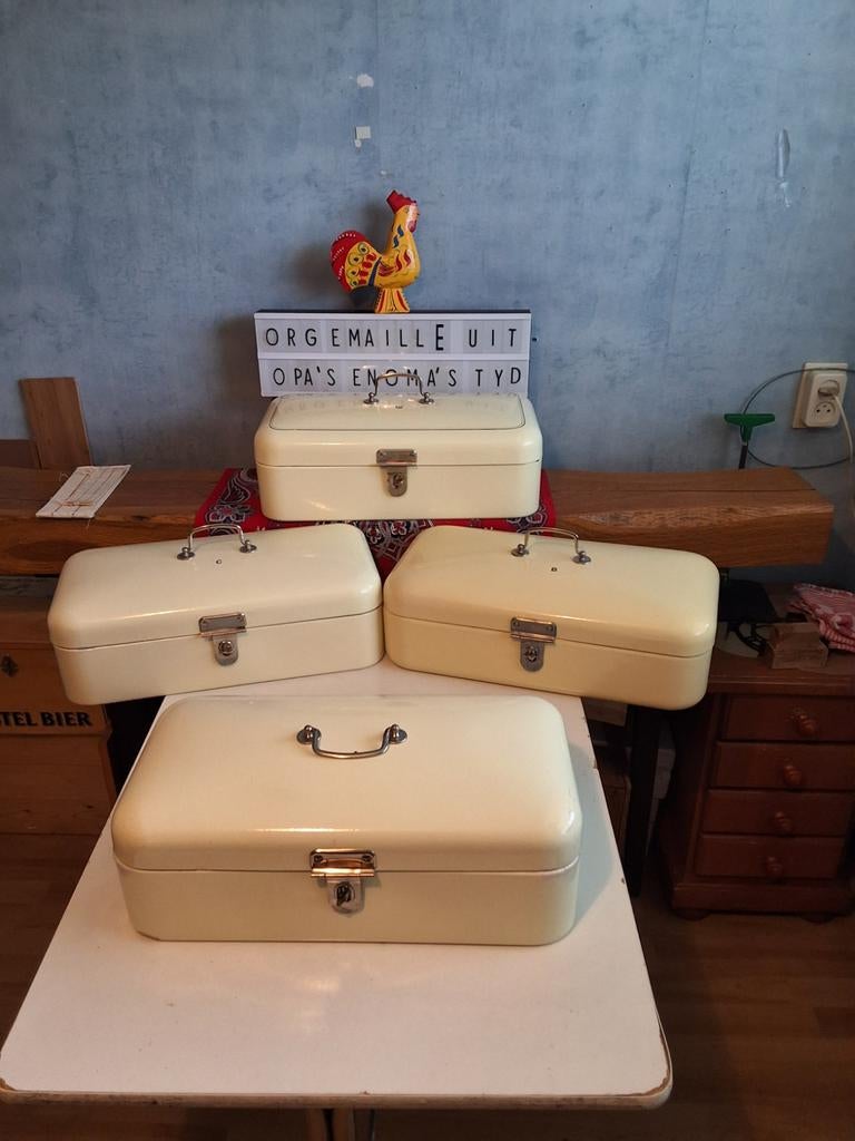 👌Het adres voor de echte EMAILLE BROODTROMMEL(S), Ophalen of Verzenden