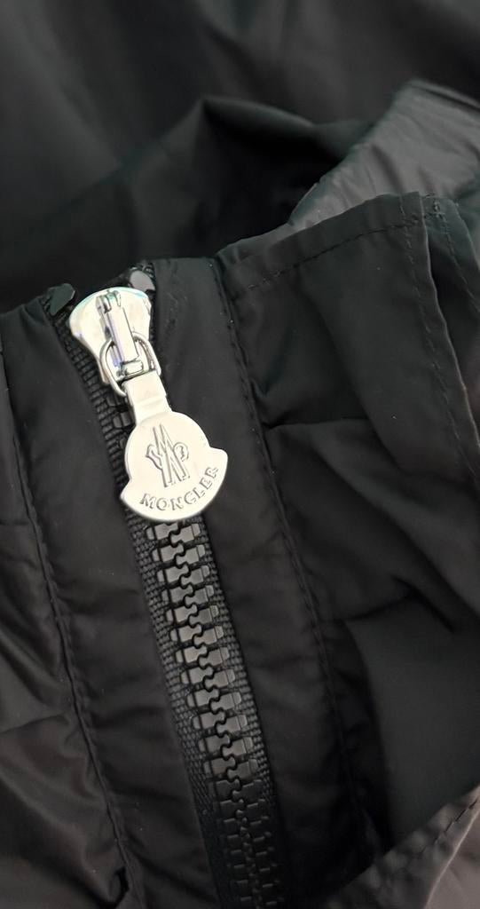 Moncler zwarte Cinabre parka zomerjas maat 8, Moncler EU, Meisje, Ophalen of Verzenden, Zo goed als nieuw