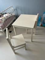 Tafeltje en twee stoeltjes voor kinderen, Ophalen, Gebruikt, Tafel(s) en Stoel(en)