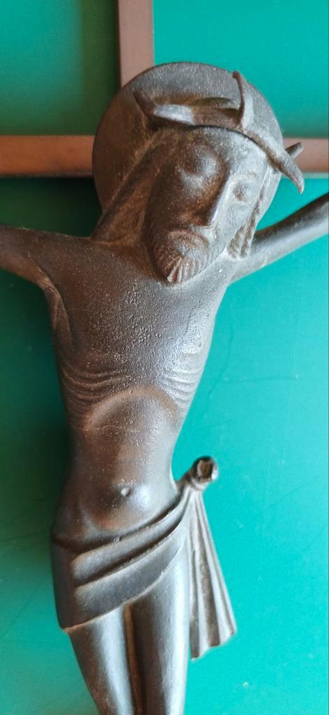 Brons gegoten kruisbeeld met corpus, Antiek en Kunst, Antiek | Religie, Ophalen of Verzenden