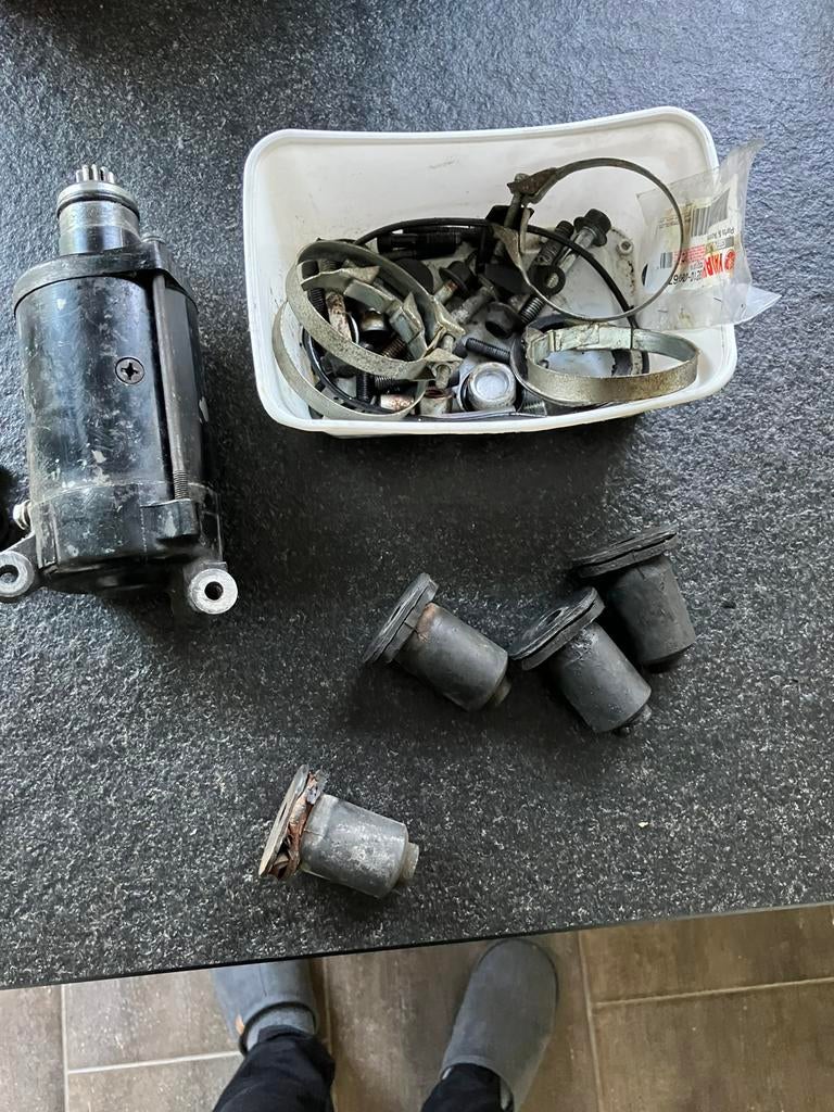 Vmax 1200 Startmotor + motor rubbers + manchet, Ophalen, Gebruikt