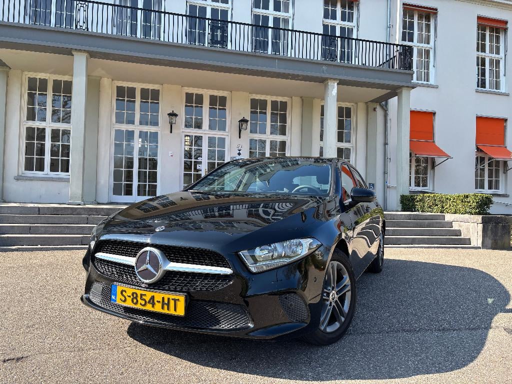 Mercedes-Benz A-Klasse A 250 e 218pk 8G-DCT 2020 Zwart, Auto's, Zwart, 4 cilinders, 160 pk, Plug-in hybride