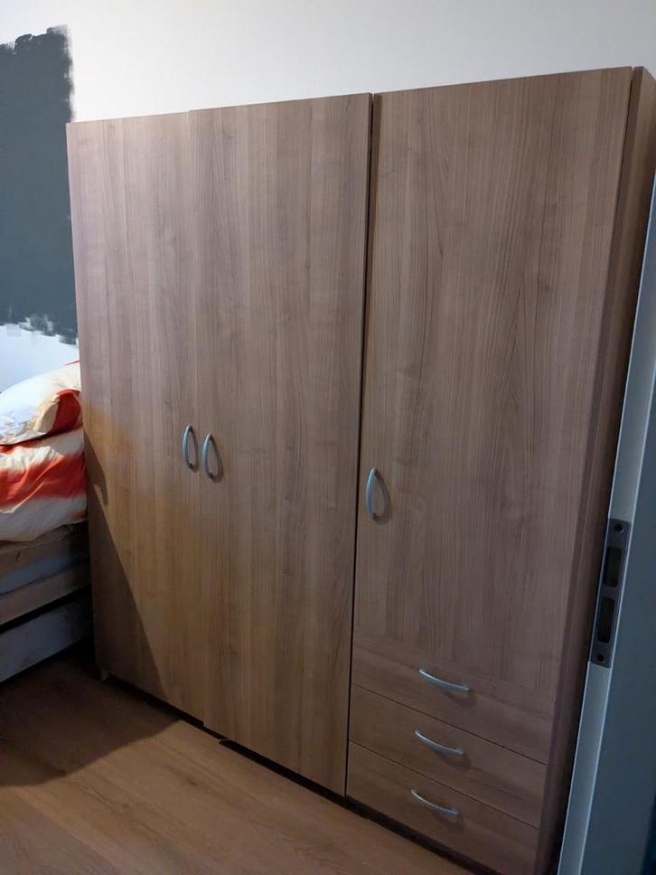 Kledingkast - 170 cm hoog, Huis en Inrichting, Kasten | Kledingkasten, Gebruikt, 150 tot 200 cm, 100 tot 150 cm, 50 tot 75 cm