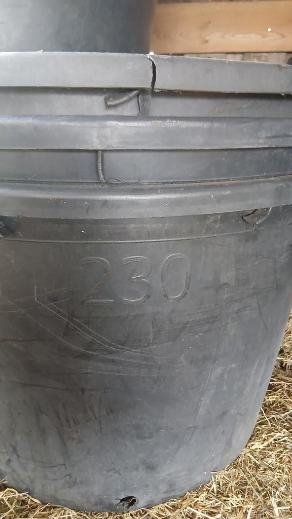 Hele grote boompotten 230 liter, Ophalen, Rond, Kunststof