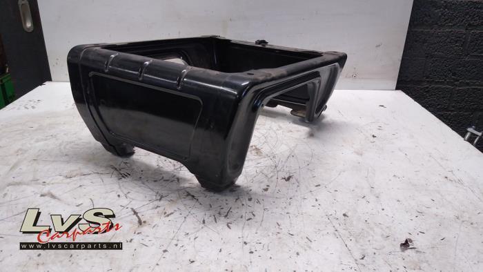 Onderbak stoel rechts-voor van een Renault Master, Auto-onderdelen, Interieur en Bekleding, Renault, Gebruikt, 3 maanden garantie