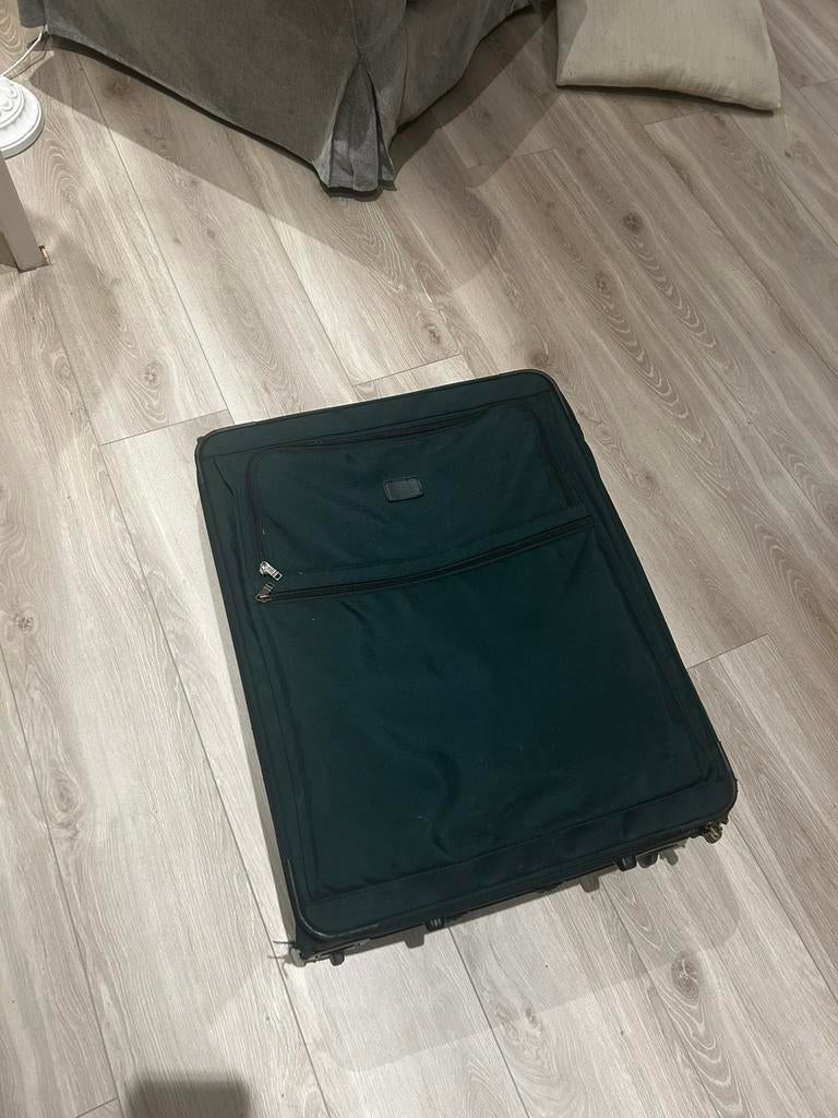 TUMI grote koffer, Ophalen, Hard kunststof, Zo goed als nieuw, 70 cm of meer