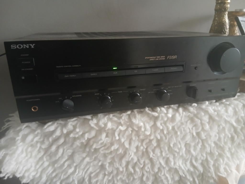 Sony TA-F519R stereo versterker uit 1992, Audio, Tv en Foto, Versterkers en Receivers, Gebruikt, Ophalen of Verzenden, 60 tot 120 watt
