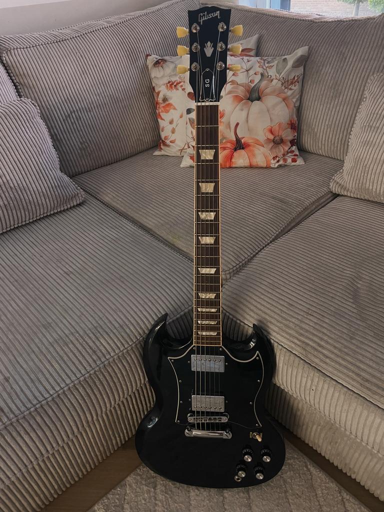 Gibson SG Standard Ebony incl. Gibson hard case, Muziek en Instrumenten, Snaarinstrumenten | Gitaren | Elektrisch, Ophalen, Zo goed als nieuw