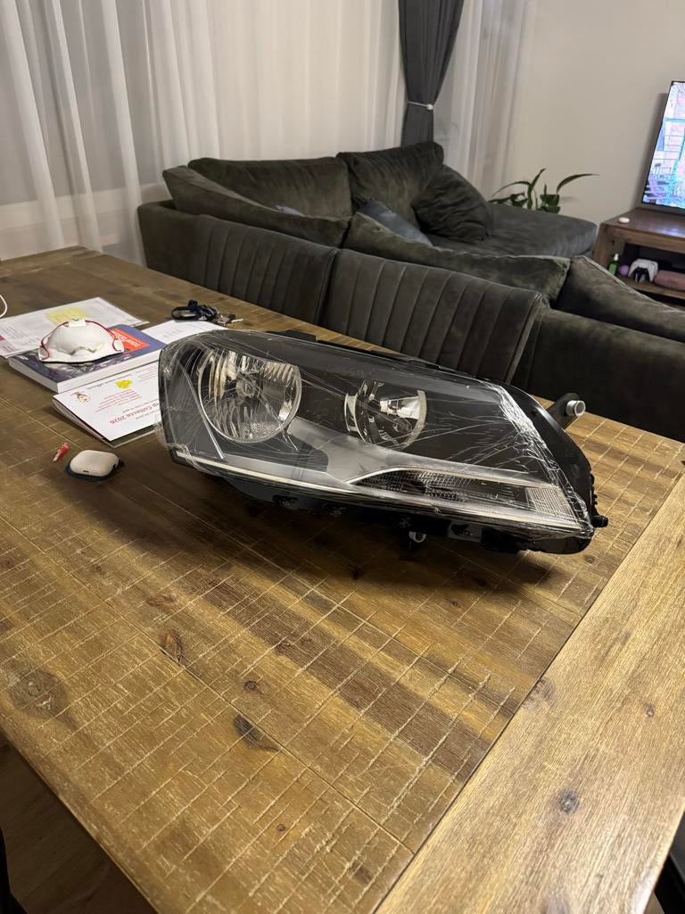 Volkswagen Passat B7 koplamp rechtsvoor, Auto-onderdelen, Verlichting, Ophalen of Verzenden, Nieuw, Universele onderdelen