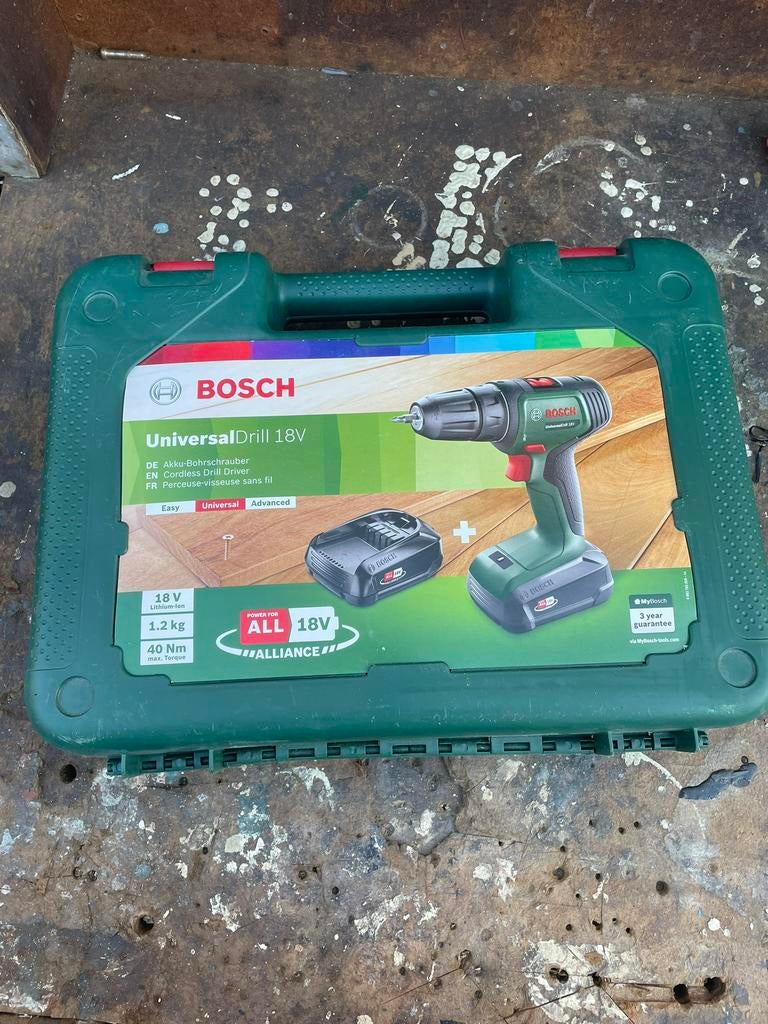 Bosch boormachine weinig gebruikt!, Ophalen, Zo goed als nieuw, Boormachine