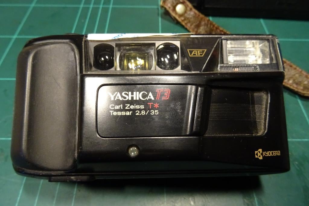 Yashica T3-lees&kijk!, Audio, Tv en Foto, Fotocamera's Analoog, Ophalen of Verzenden, Compact, Overige Merken