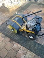 Veegmachine met sneeuwbak!, Ophalen of Verzenden, Zo goed als nieuw