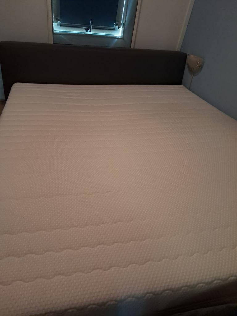 Matras, Huis en Inrichting, Slaapkamer | Boxsprings, Ophalen, Zo goed als nieuw, Tweepersoons, 140 cm