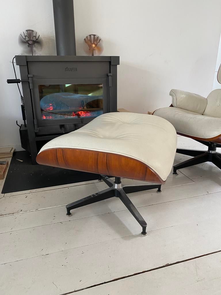 Hocker, voetenbank, wit leer voor bij Eames stoel, Ophalen, Gebruikt, Rechthoekig, Leer