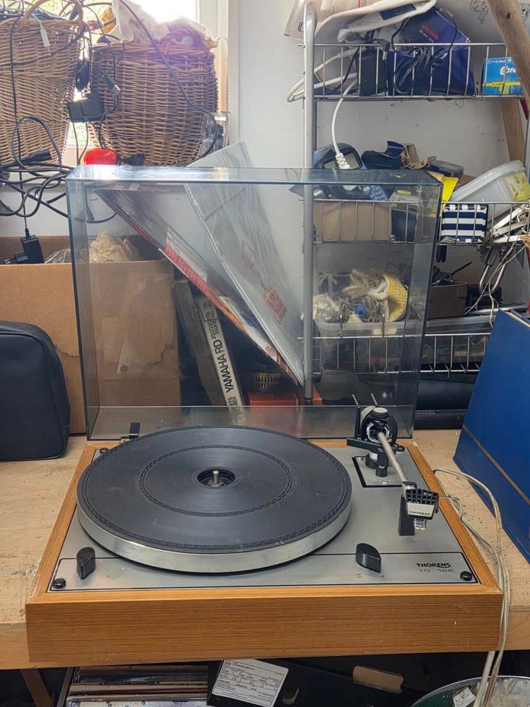 Thorens TD 166 Platenspeler met stofkap, Ophalen of Verzenden, Gebruikt, Platenspeler, Thorens