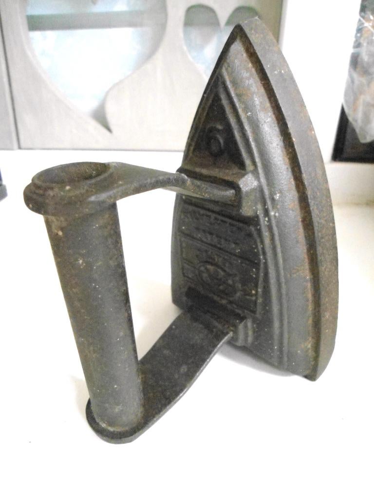 Strijkzijzer Silvester's patent nr. 6 . 1890-1890, Antiek en Kunst, Ophalen